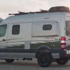 Jaki bus na kampera? Wybierz idealny model i uniknij pułapek!