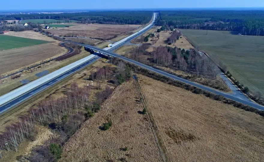 Autostrada A18 gotowa! Kiedy koniec "autostrady wstydu"?