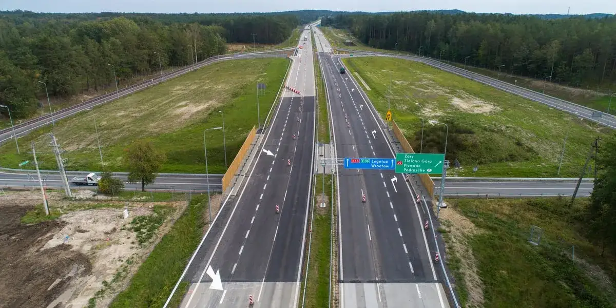 Autostrada A18 przed remontem stan nawierzchni